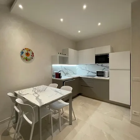 Flower Apartman *